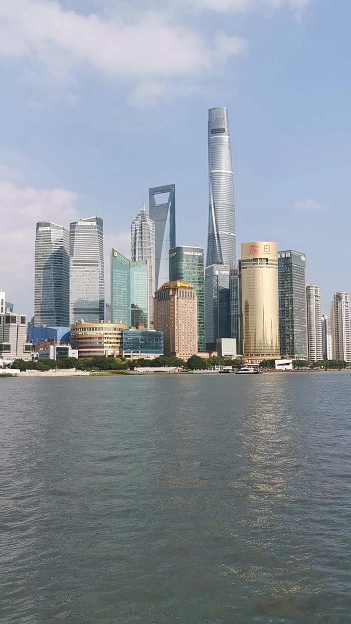 上海外滩700.jpg